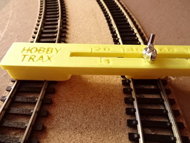 Adjustable track spacer alignment tool N, TT and H0/00 gauge