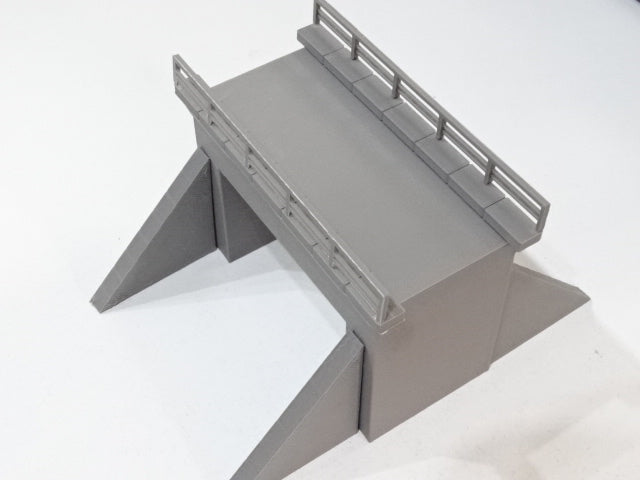Concrete road underpass - single and double track - H0/00 gauge